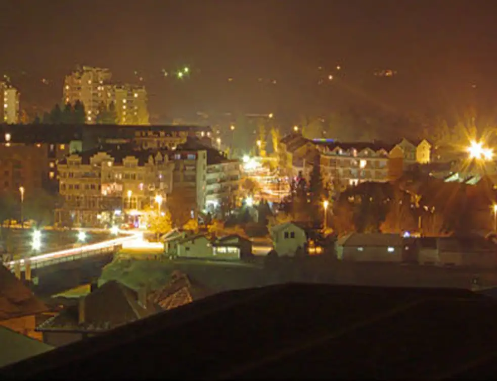Protest zbog akcije policije u Budvi: 'Ustalo je <span style='color:red;'><b>Berane</b></span>, hoće Batu da odbrane'
